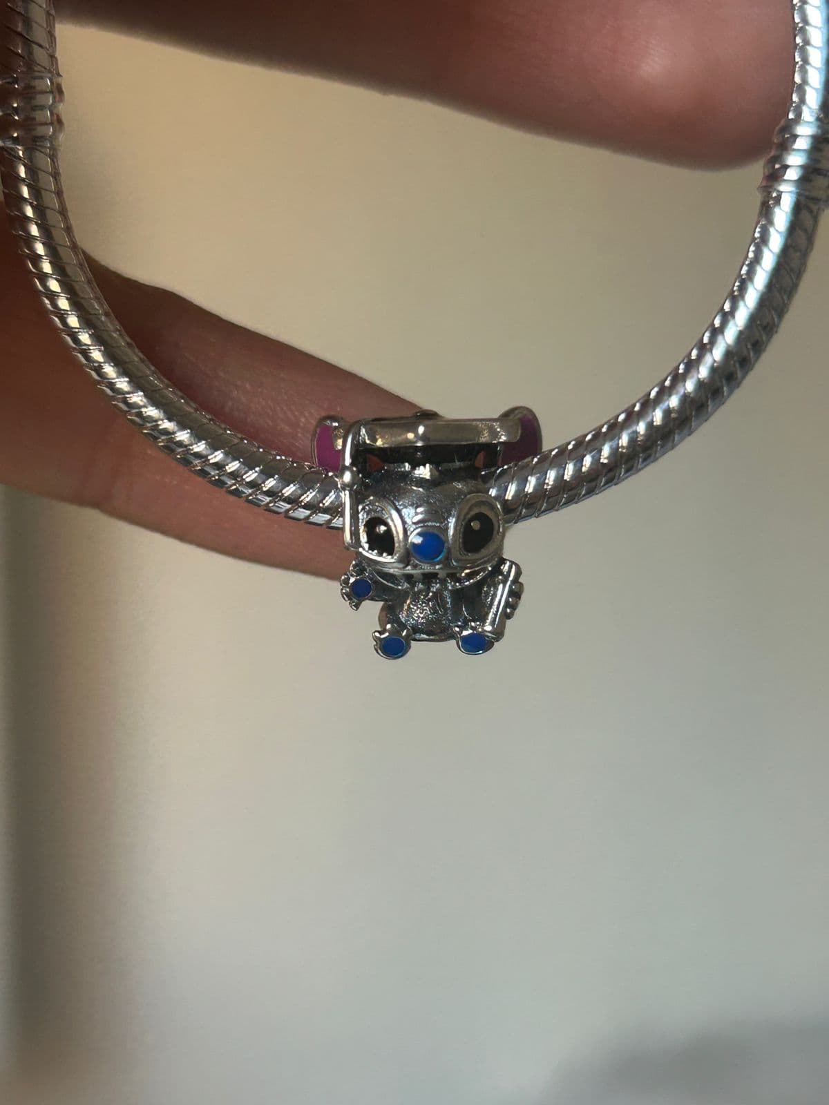 charm Stitch estudiante de Soluna